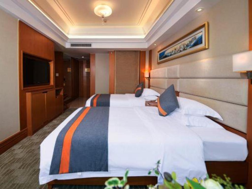 Golden Sea View Hotel Haikou Хайкоу Экстерьер фото
